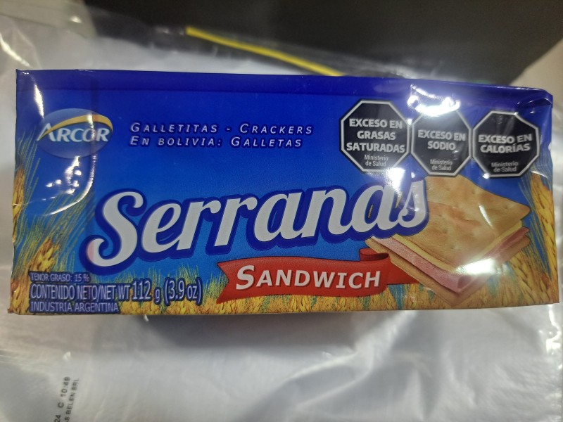 Serranas sándwich arcor 112g